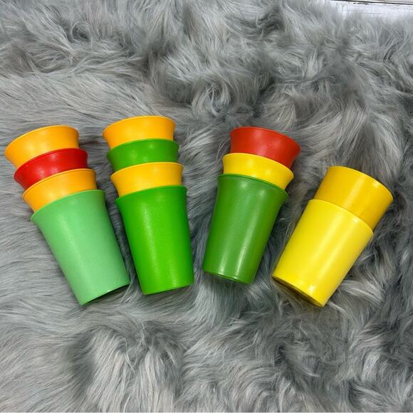 Vintage Tupperware Bell Tumbler Kids Cups Plastic Orange Green Yellow Set of 13 - Picture 1 of 7